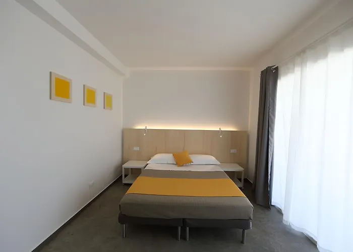 Bed & Breakfast I Giardini Della Castellana 4*